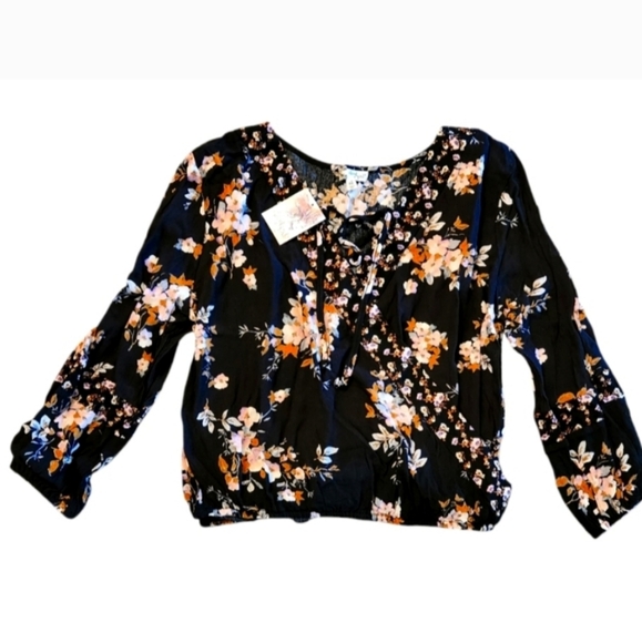 Black Floral Long Sleeve Blouse - Picture 2 of 6